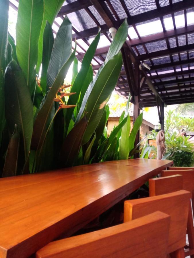 Ferienwohnung Zifa Mandalika Kuta  Exterior foto