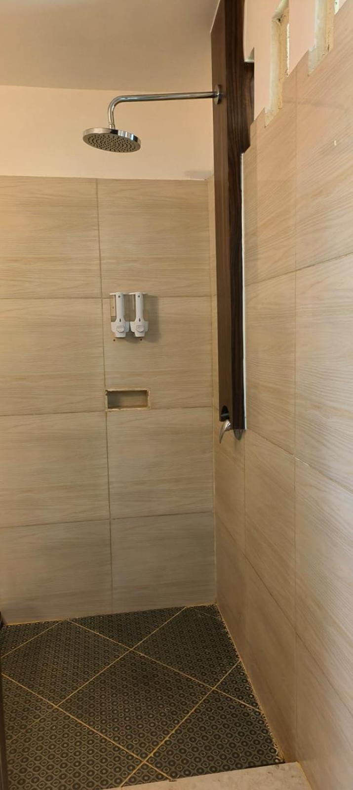 Ferienwohnung Zifa Mandalika Kuta  Exterior foto