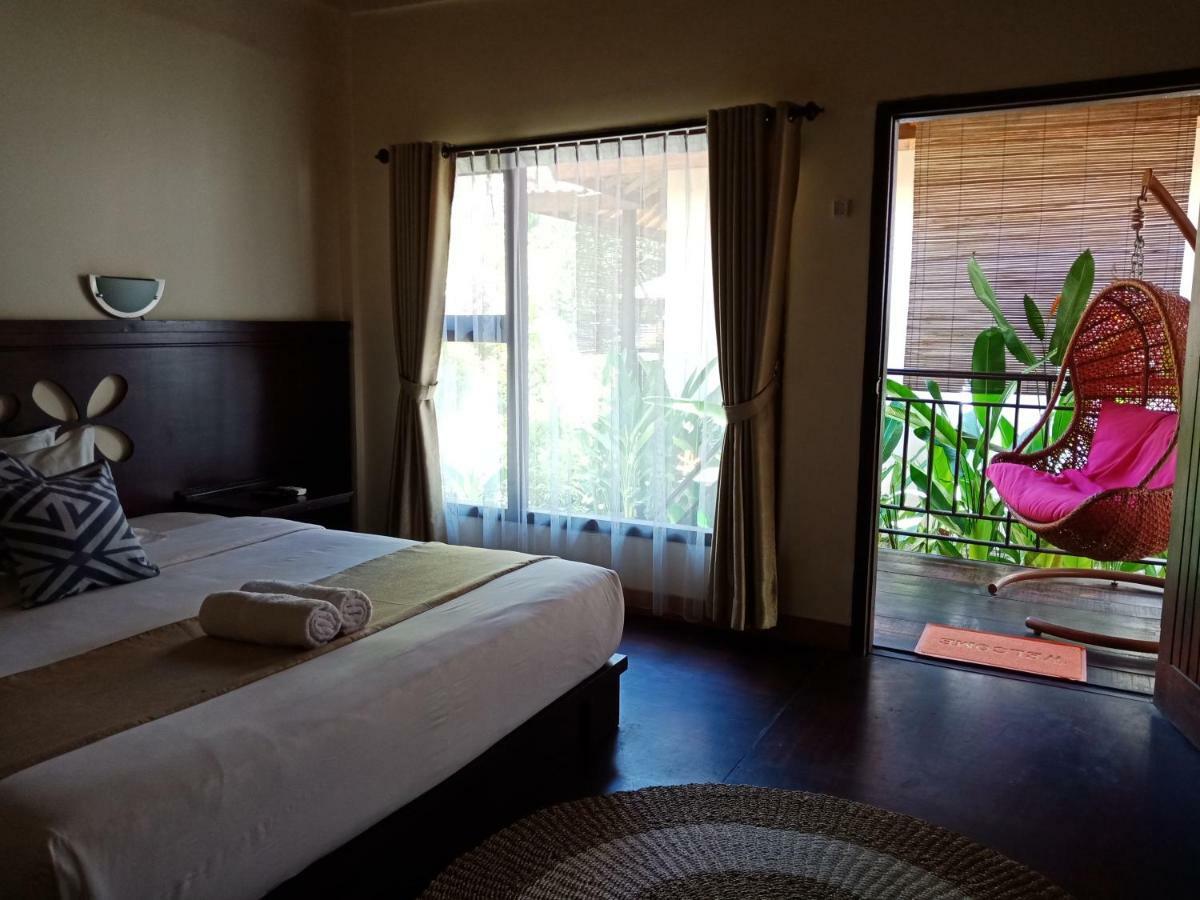 Ferienwohnung Zifa Mandalika Kuta  Exterior foto